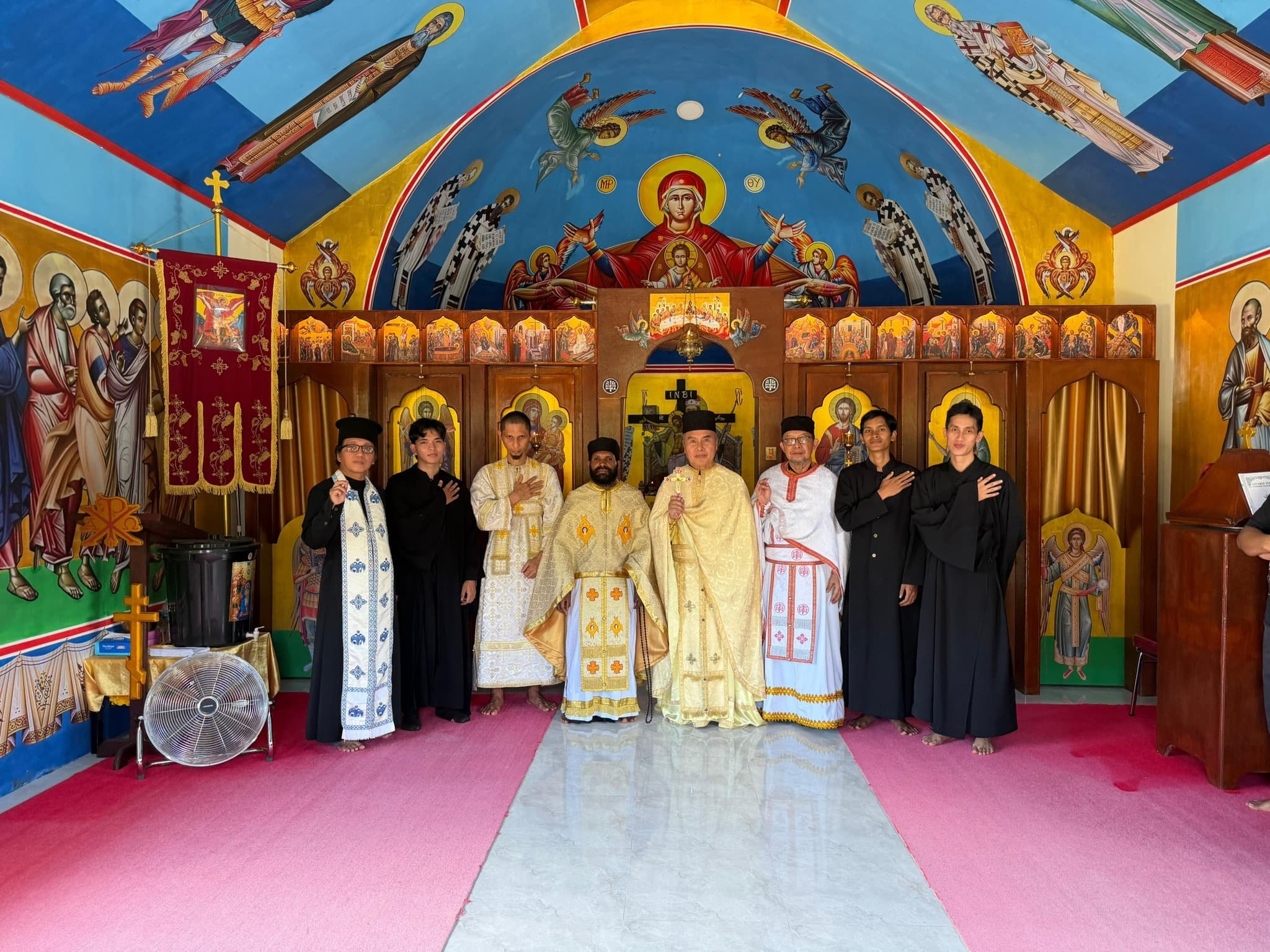 Decorative hero slide 3